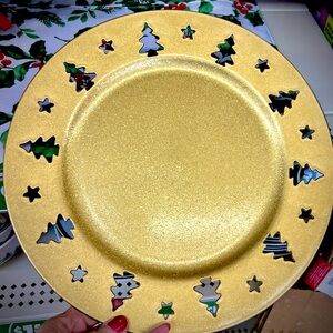10 pcs Metallic Gold Christmas Decorative Charger Plates with Cutout Plastic NEW